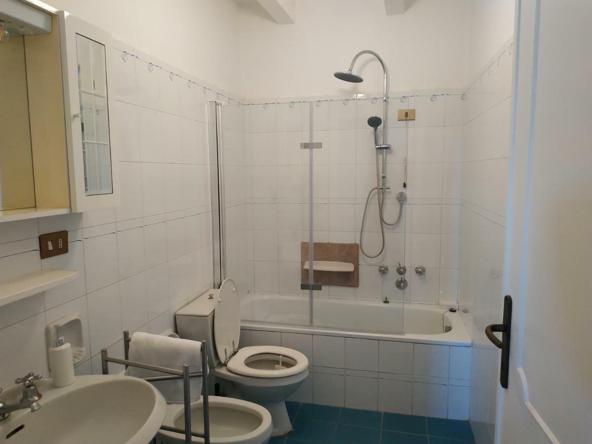 Il Silenzio Apartment Lucca Bagian luar foto